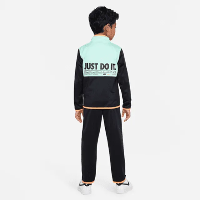 Nike just shop do it set