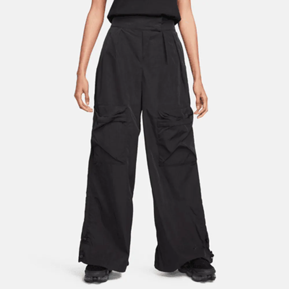 Nike sportswear tech store pack cargo pants