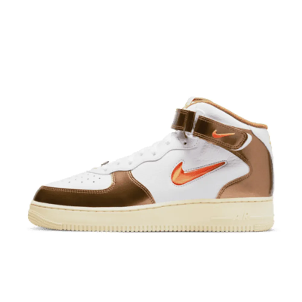 Air force 1 mid hotsell white men's basketball shoe