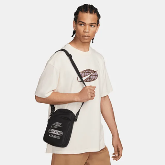 Nike Air Max Heritage Cross Body Bag 4L . UK King s Cross