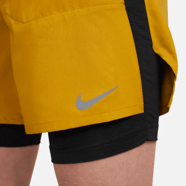 Nike flex stride outlet elevate shorts