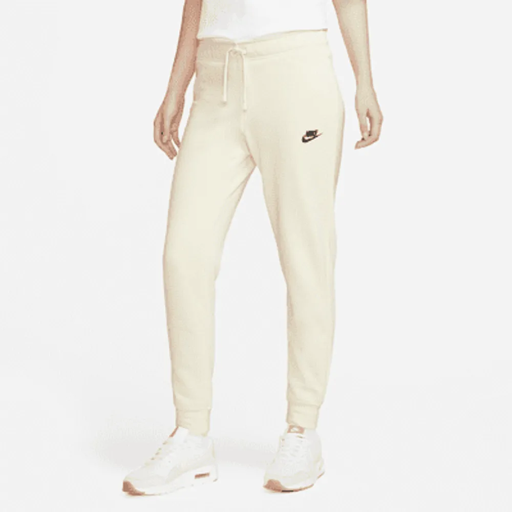 Nike slim outlet sweatpants womens