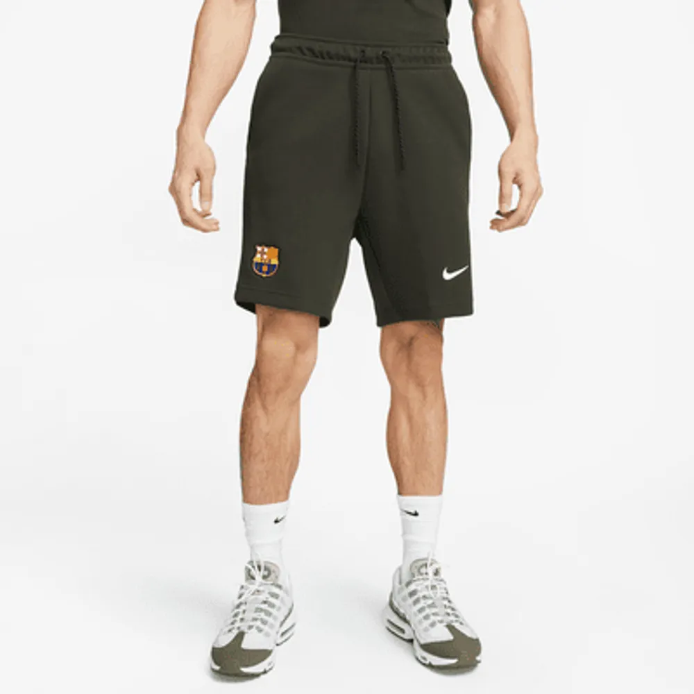 Men nike tech hot sale fleece shorts