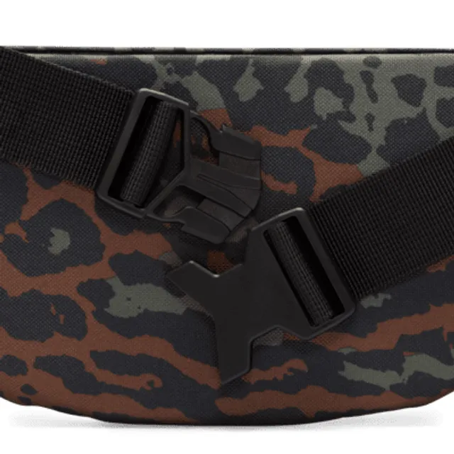 Nike belt bag clearance camouflage