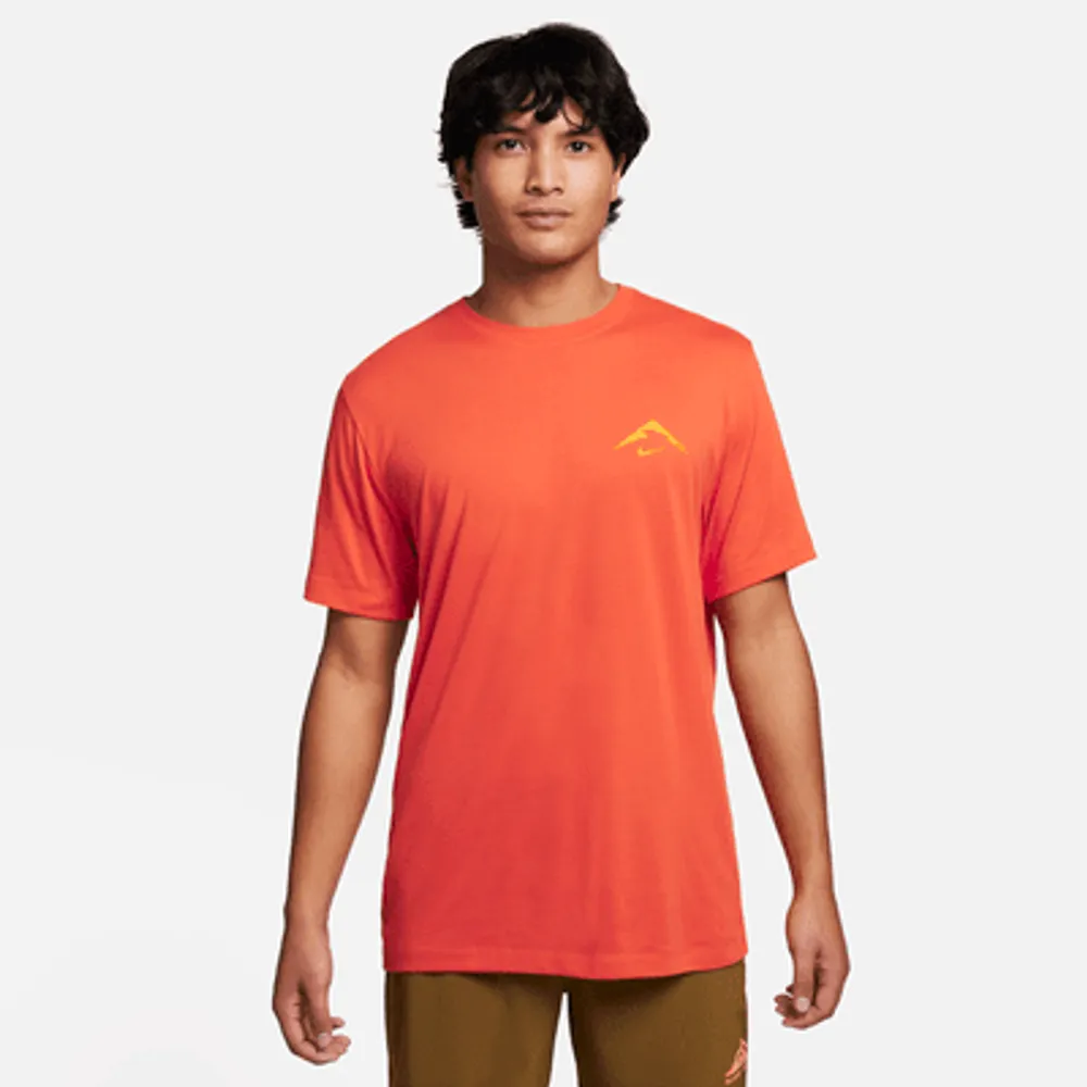 Nike trail tee discount shirt