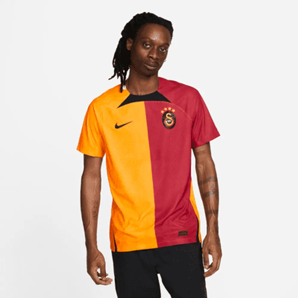 Maglietta galatasaray on sale