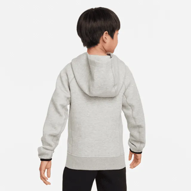 Nike Sportswear Hybrid Older Kids' (Boys') Fleece Sweatshirt. UK 