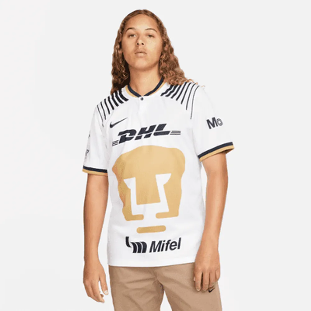 Pumas unam shop t shirt