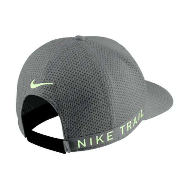 Nike best sale trail hat