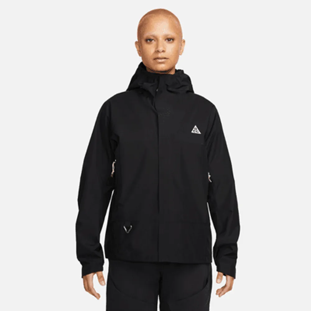 Nike women's hotsell water resistant jacket