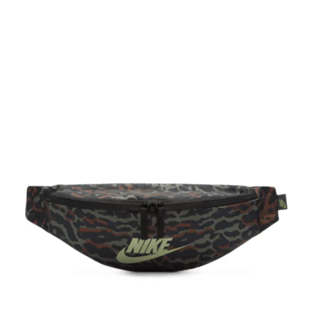 Nike heritage waist 2025 pack