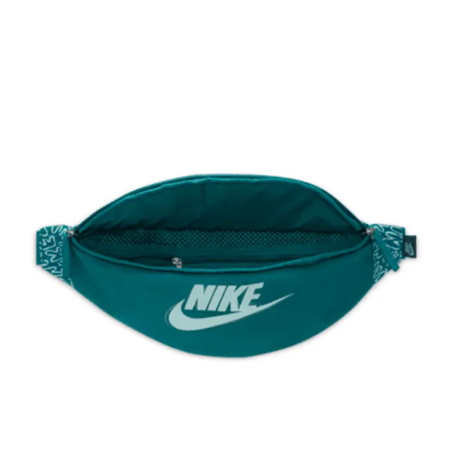 Nike Heritage Retro Hip Pack Small 1L . UK King s Cross