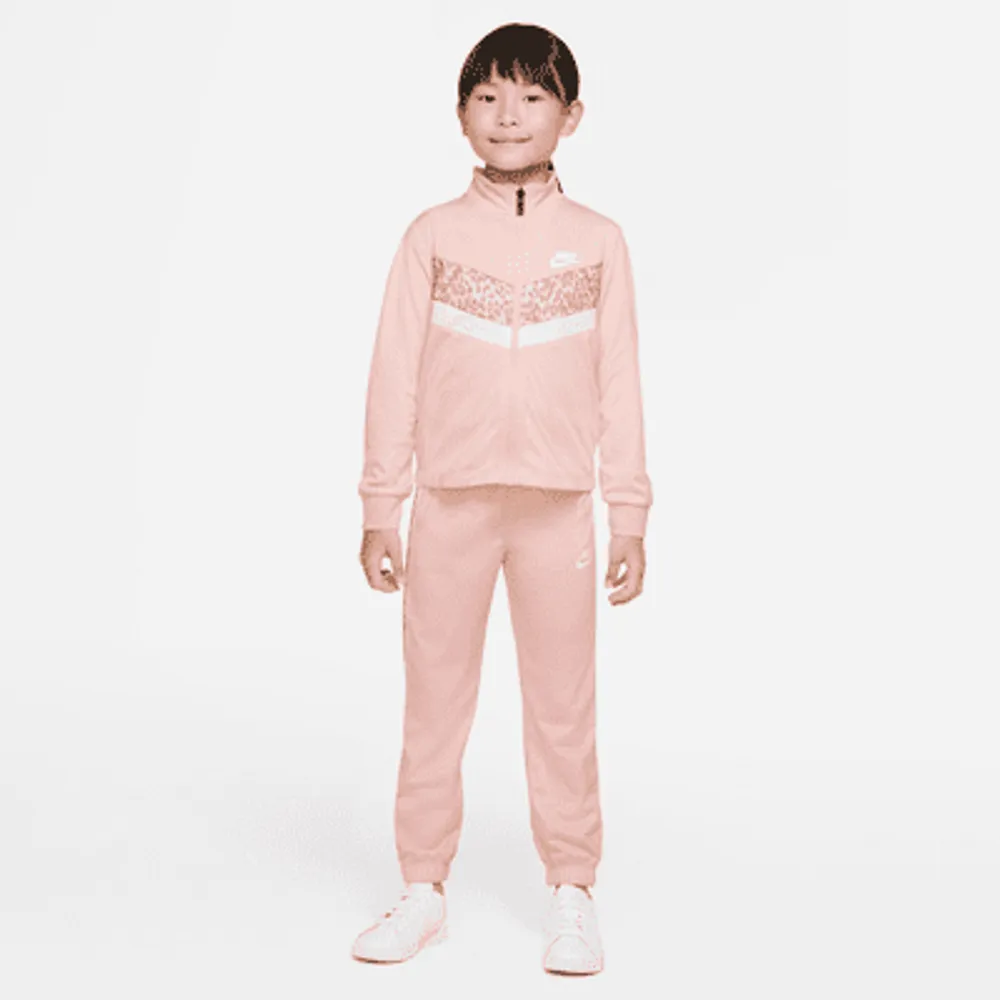 Pink nike baby outlet tracksuit