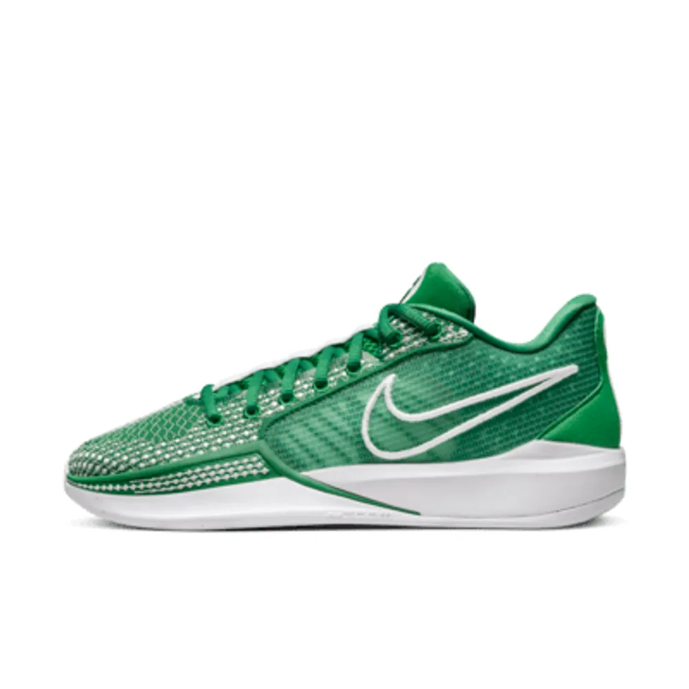 Nike Sabrina 1 (Team) Basketball Shoes. Nike.com | The Summit at