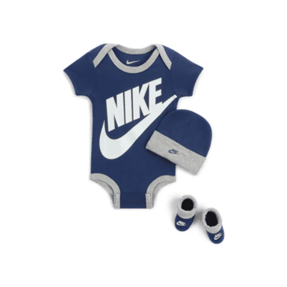 Nike 3 piece hot sale baby set