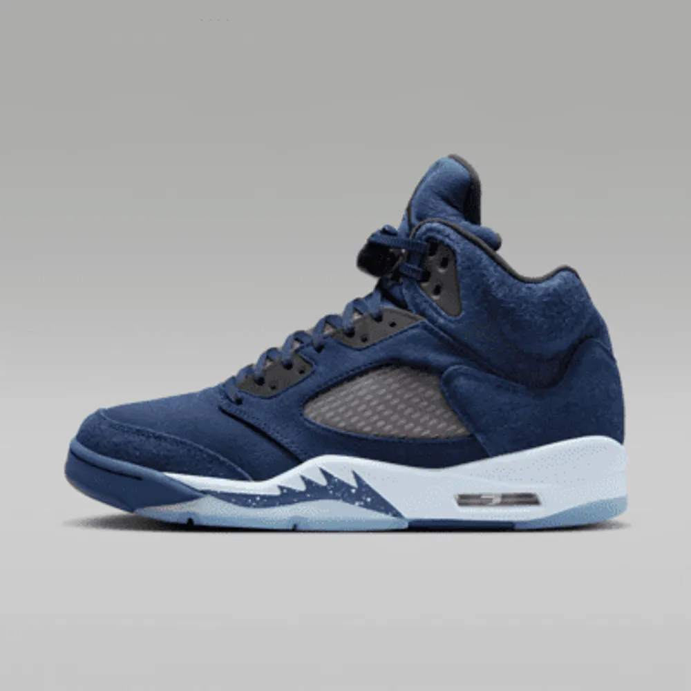 Mens navy best sale blue jordans