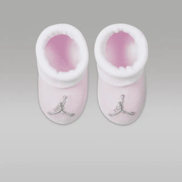 Baby girl jordan booties sales