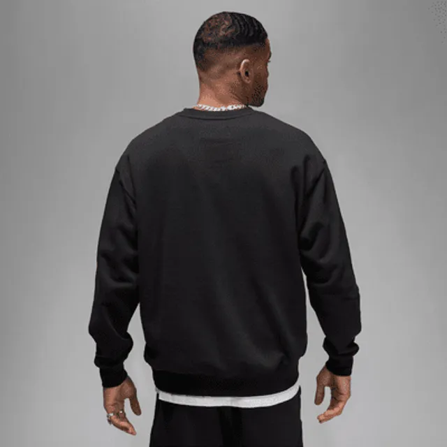 Nike black online essentials crewneck sweatshirt