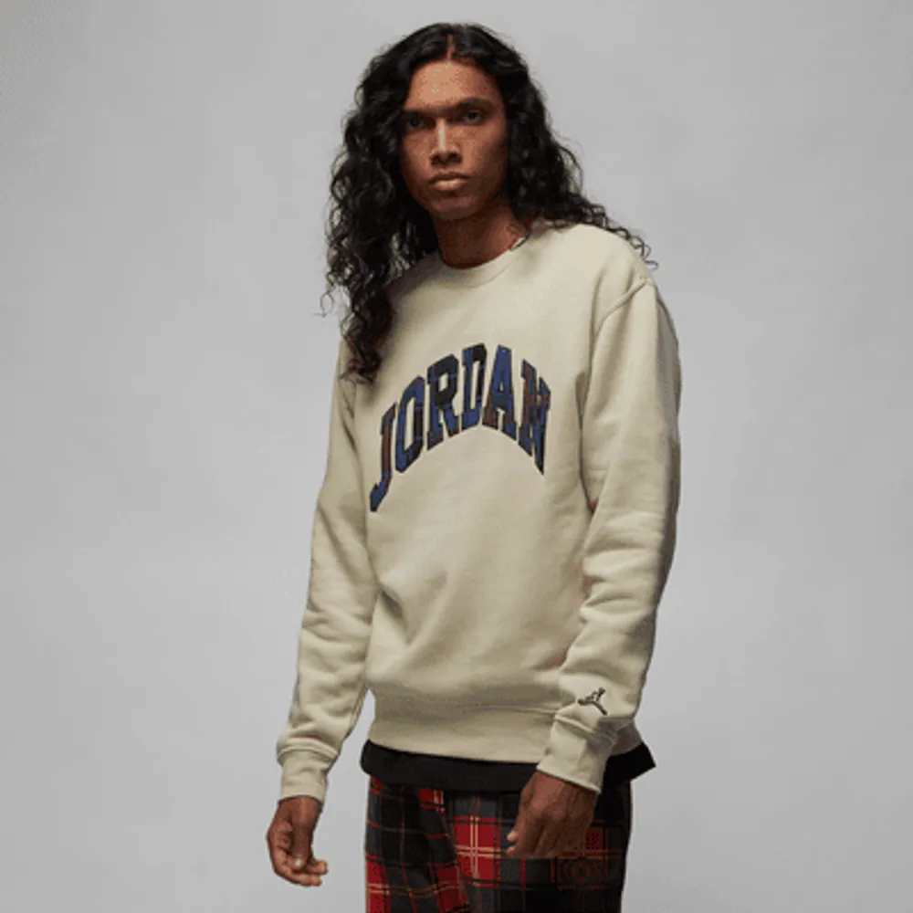 Nike Jordan Essential Holiday Men s Fleece Crew. Nike UK King s