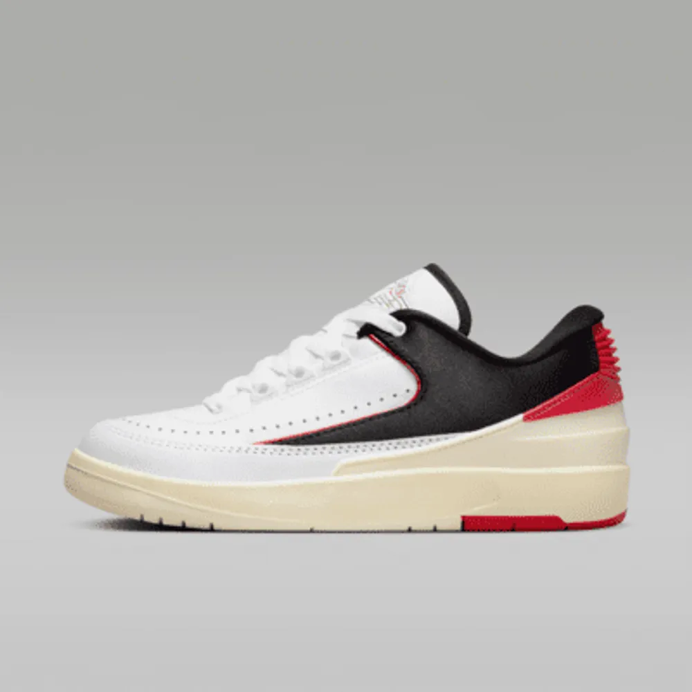 Satin sales nike shoes