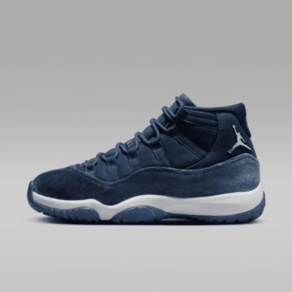 Womens jordan 11 deals