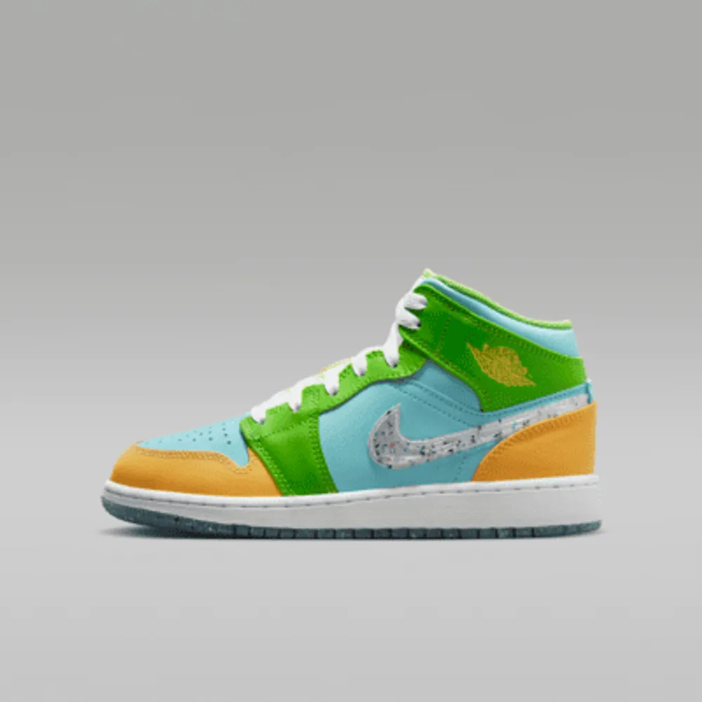 Nike Air Jordan 1 Mid SE Older Kids Shoes. Nike UK King s Cross