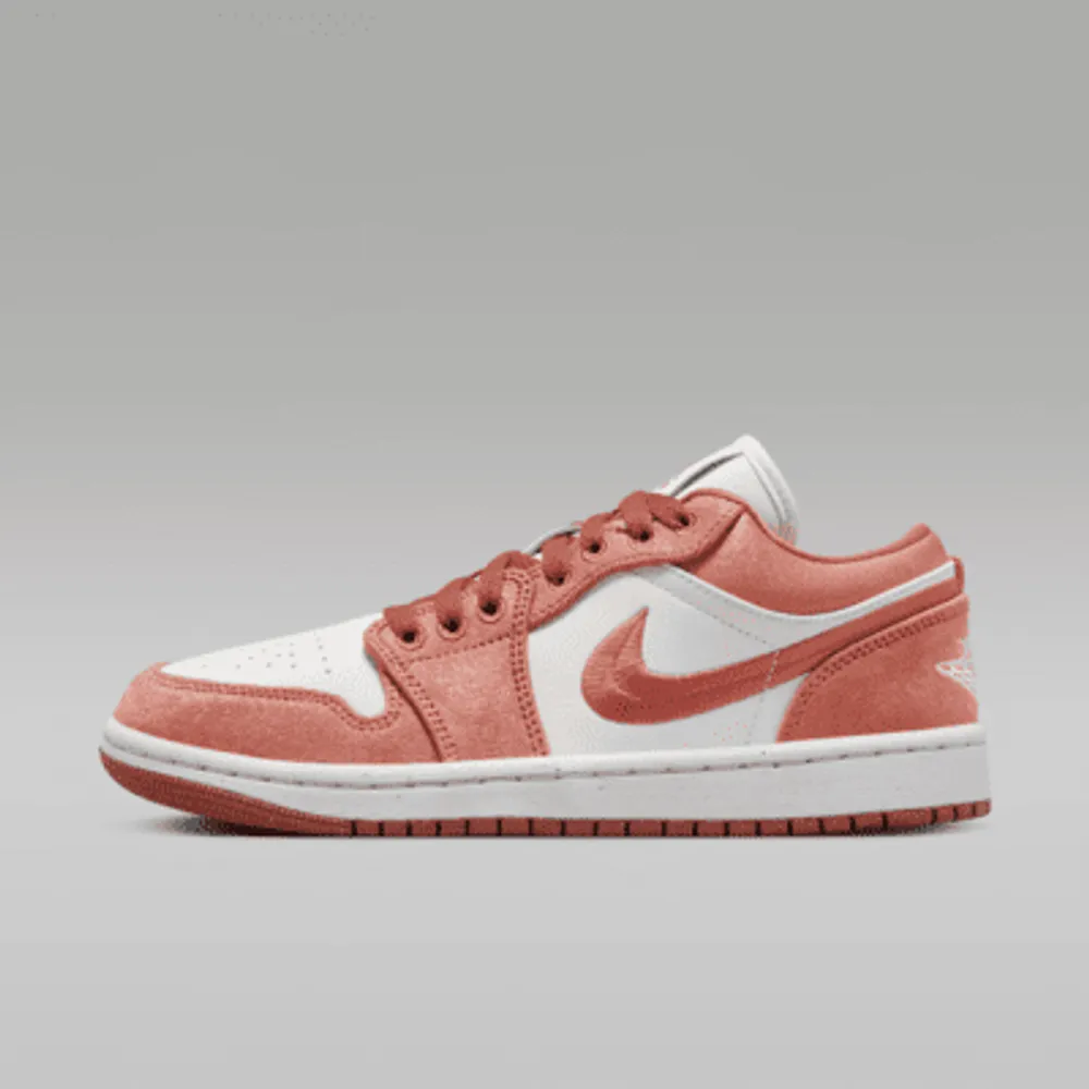 Nike aj1 womens sales