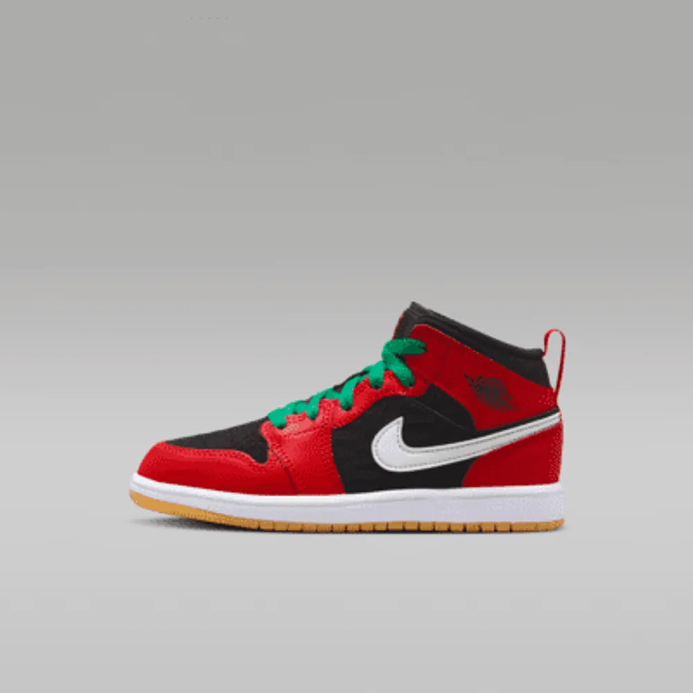 Nike Jordan 1 Mid SE Younger Kids Shoes. Nike UK King s Cross