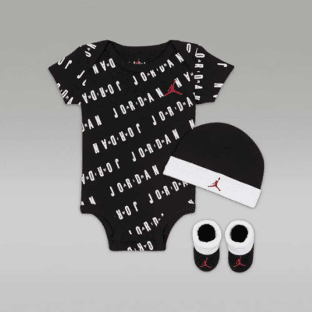 Nike essential 2025 short sleeve bodysuit