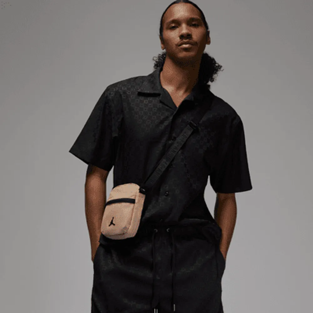 Nike jordan man hot sale bag