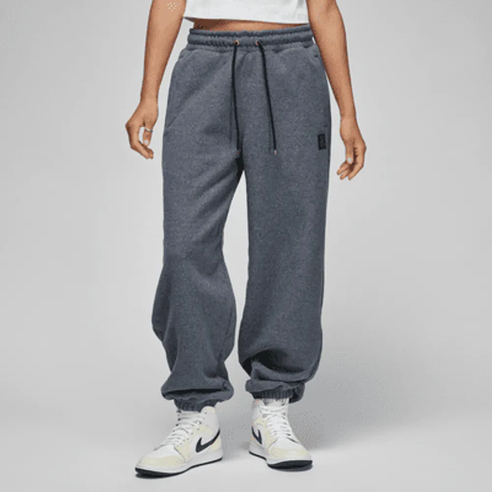 Jordan flight women's fleece pants 2025