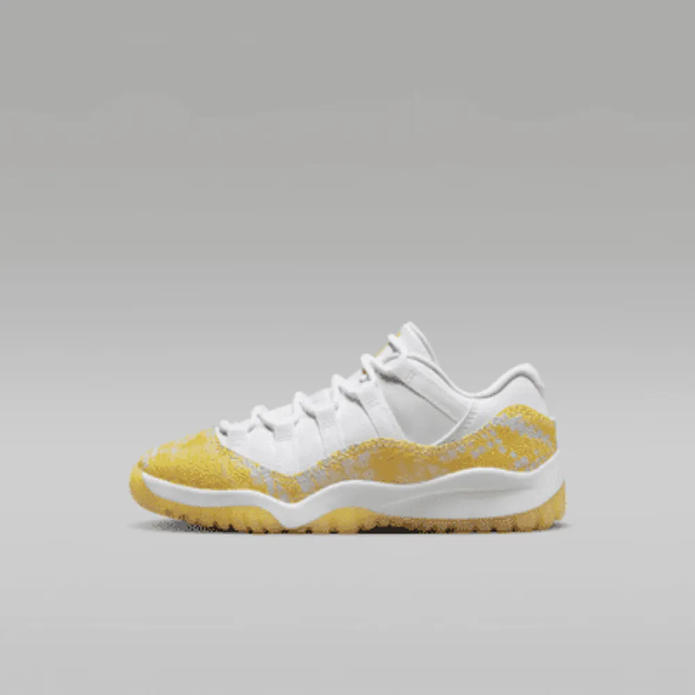 Jordan 11 low girls hotsell