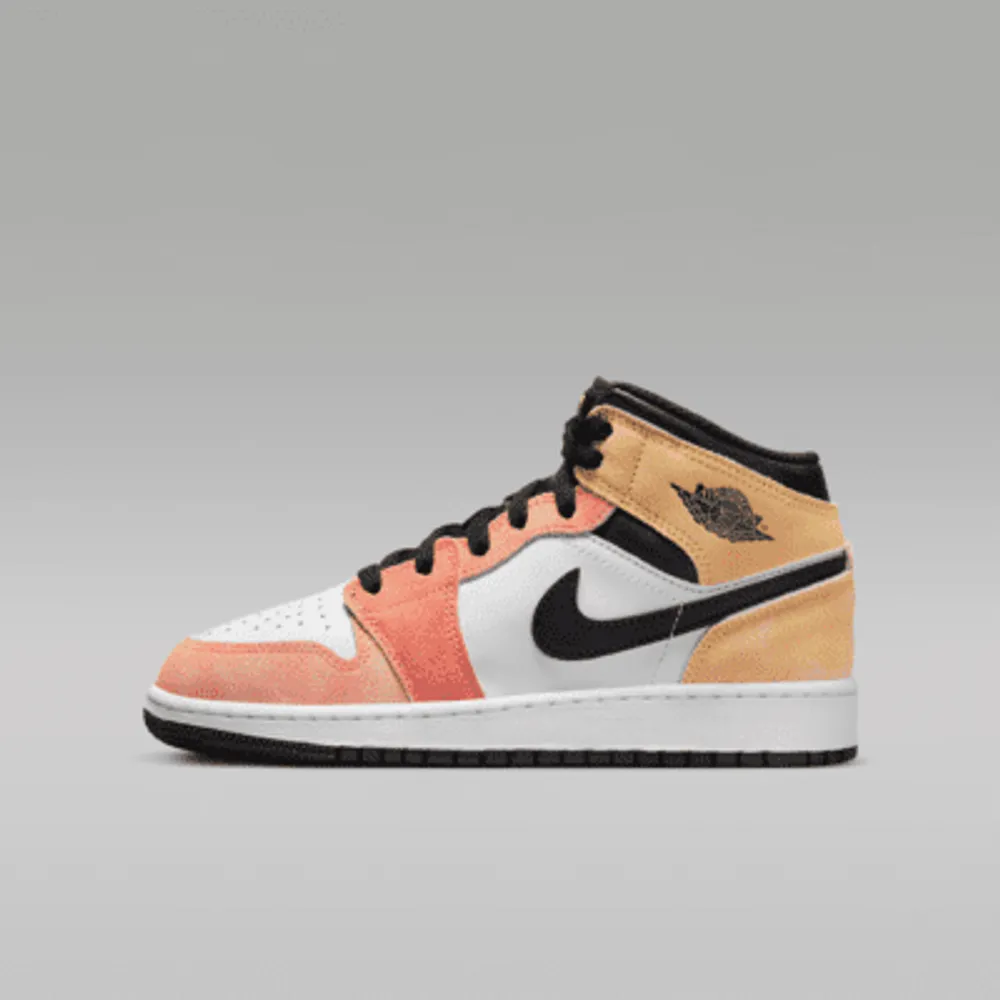 Nike Air Jordan 1 Mid SE Older Kids Shoes. Nike UK King s Cross