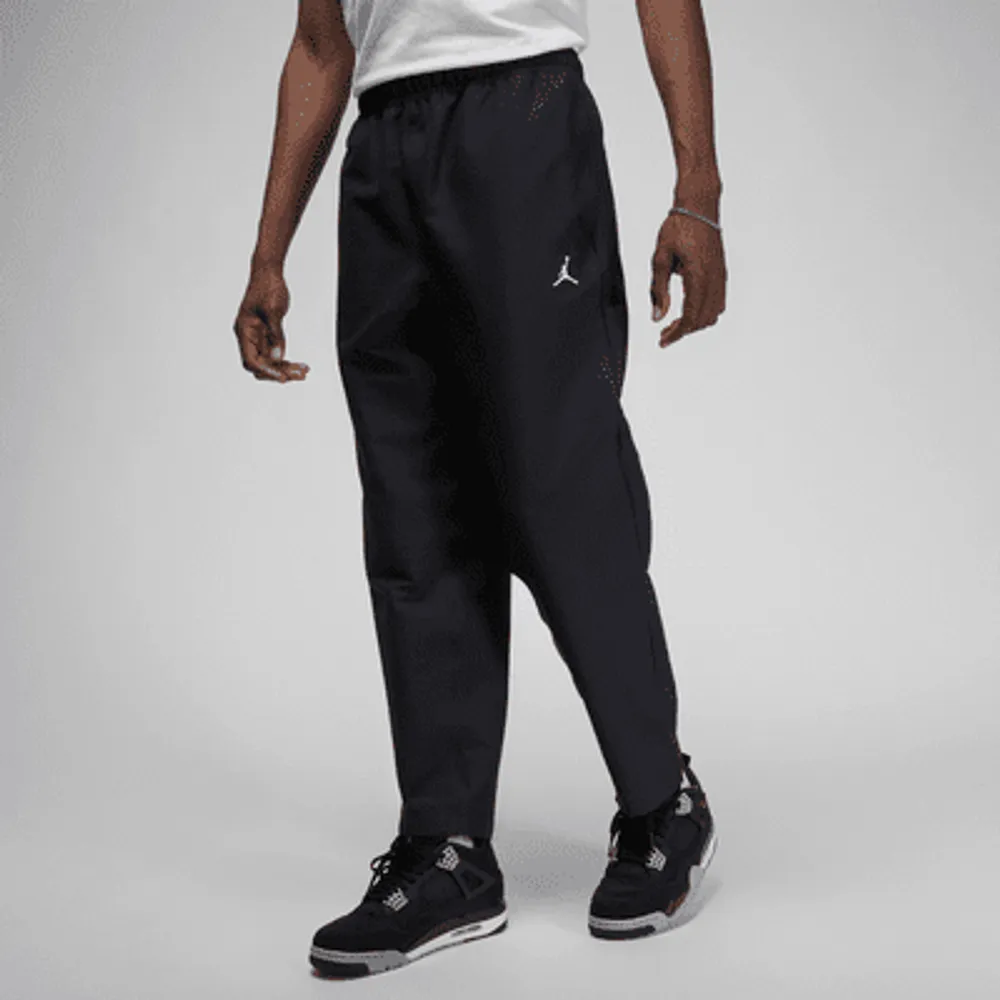 Nike clearance cropped trousers
