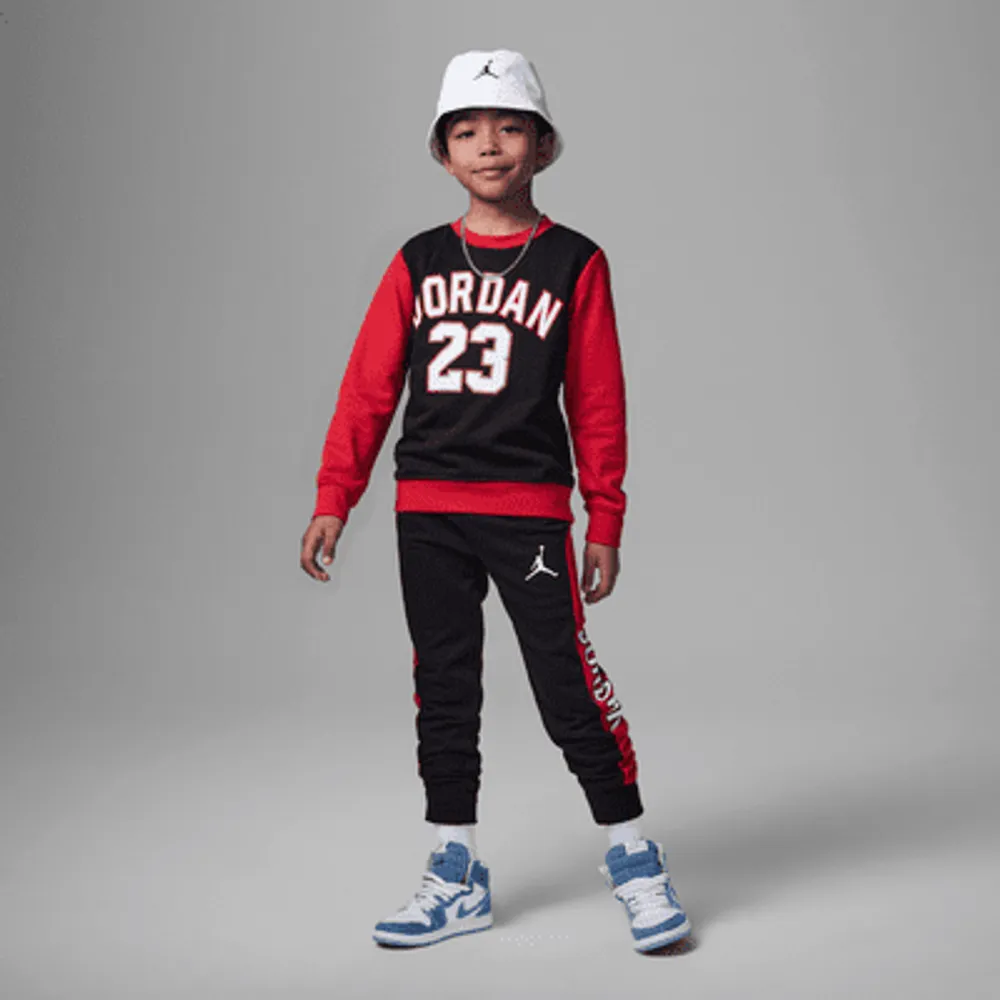 Nike baby store 2 piece set