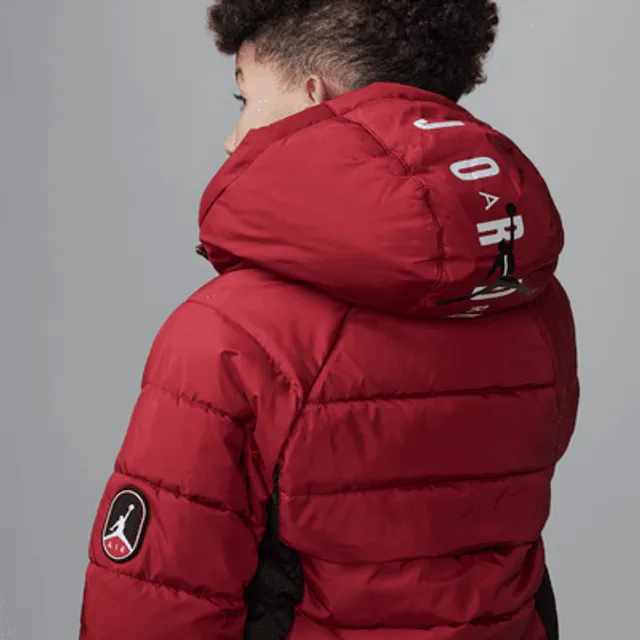 Nike Jordan Older Kids Heavyweight Hooded Puffer Jacket. Nike UK
