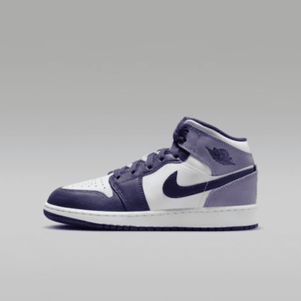 Older kids jordans best sale