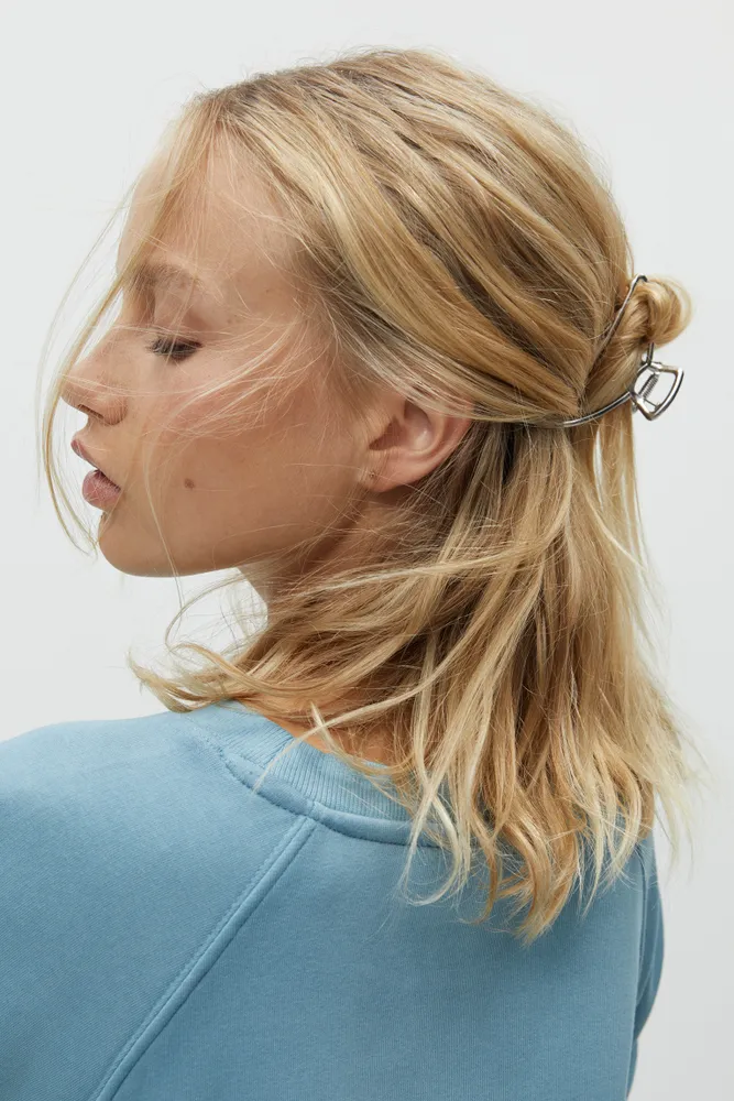 Pull & Bear Pinza pelo metalizada Paseo Interlomas Mall