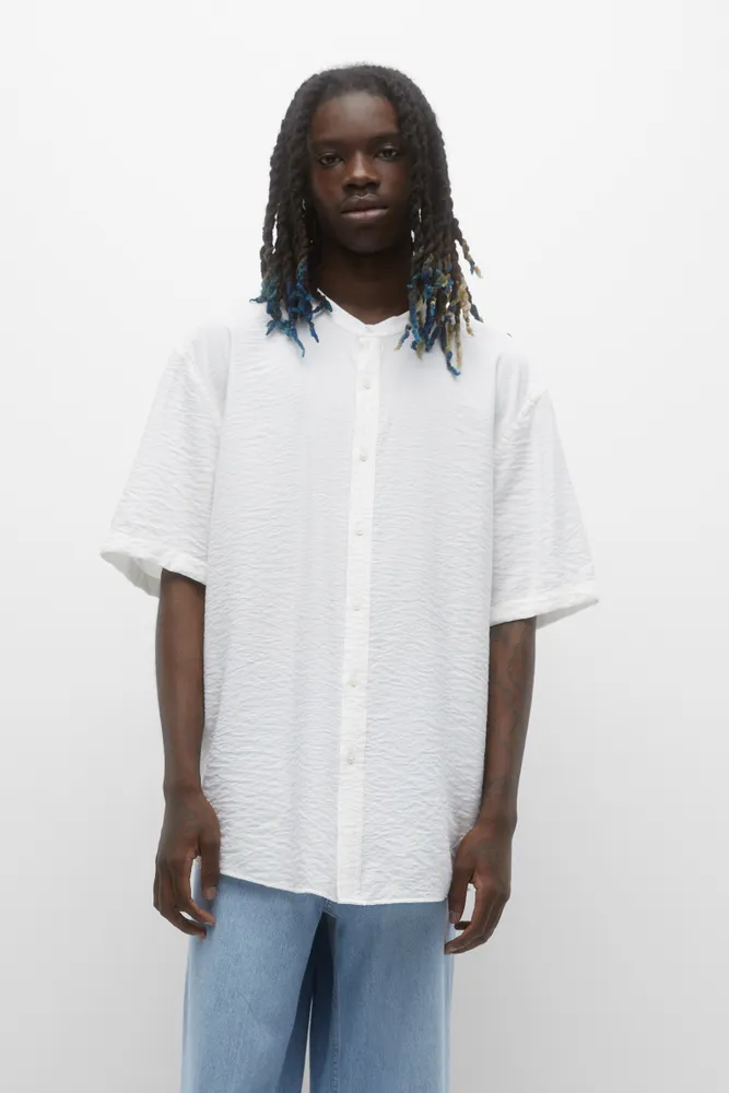 Camisa cuello mao on sale pull and bear