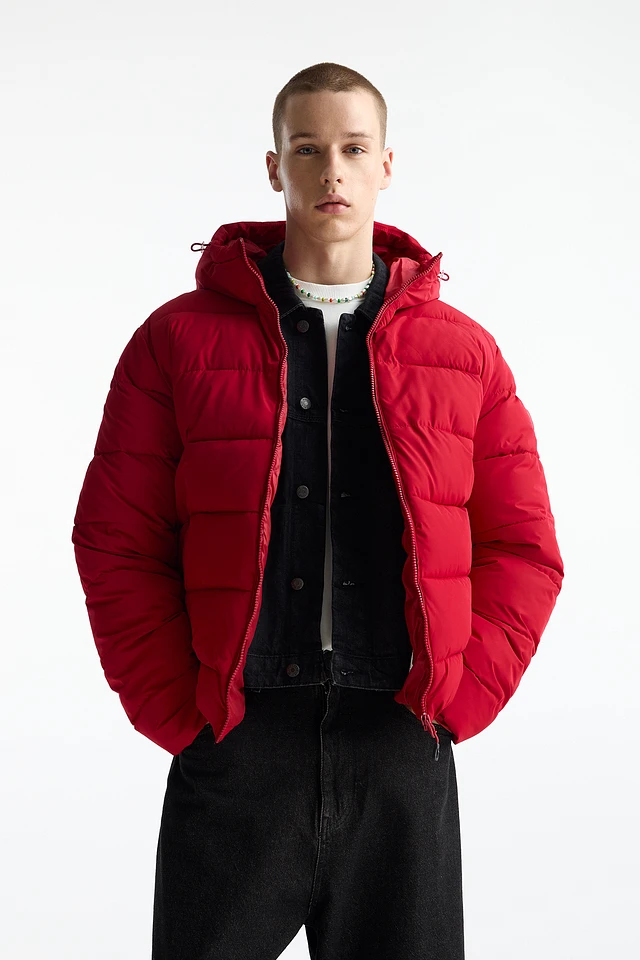 Pull and bear red puffer jacket discount