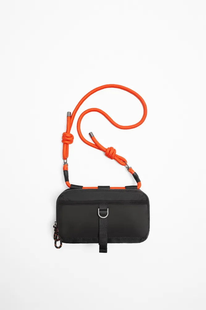 Zara NYLON SPORT CROSSBODY BAG Mall of America®