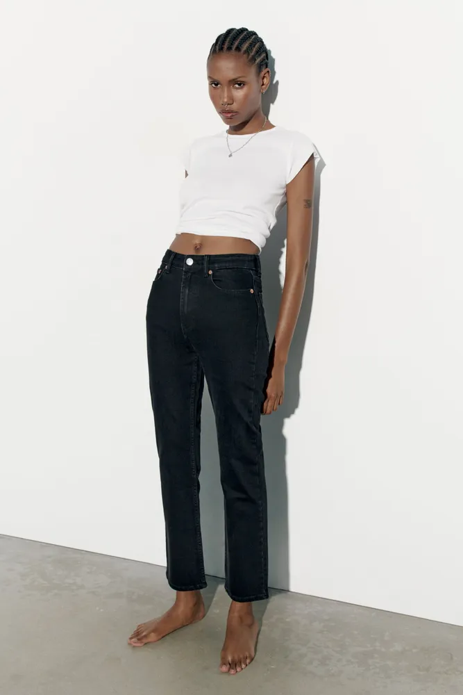 Zara TRF HIGH RISE STOVE PIPE JEANS Bayshore Shopping Centre