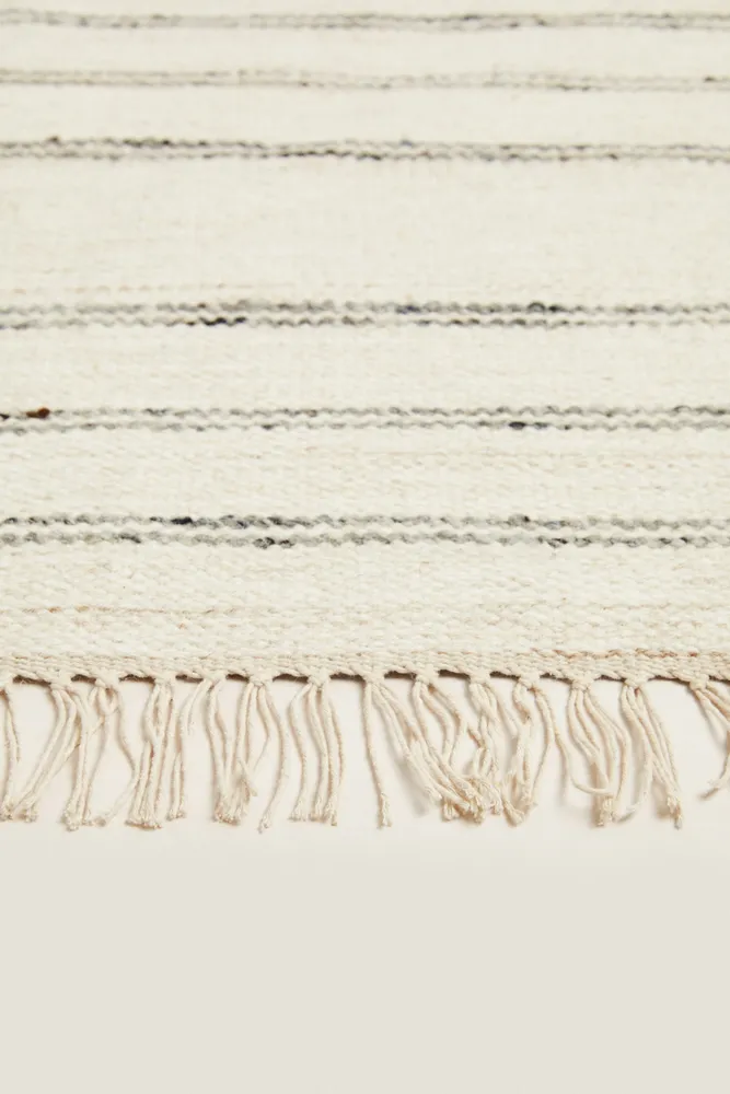 Zara STRIPED WOOL RUG Square One