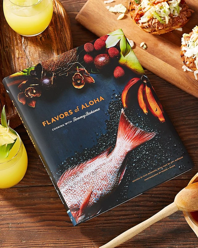 洋書 FLAVORS of ALOHA -  Bahama Flavors of Aloha: Cooking with Tommy Bahama - Rick Rodgers
