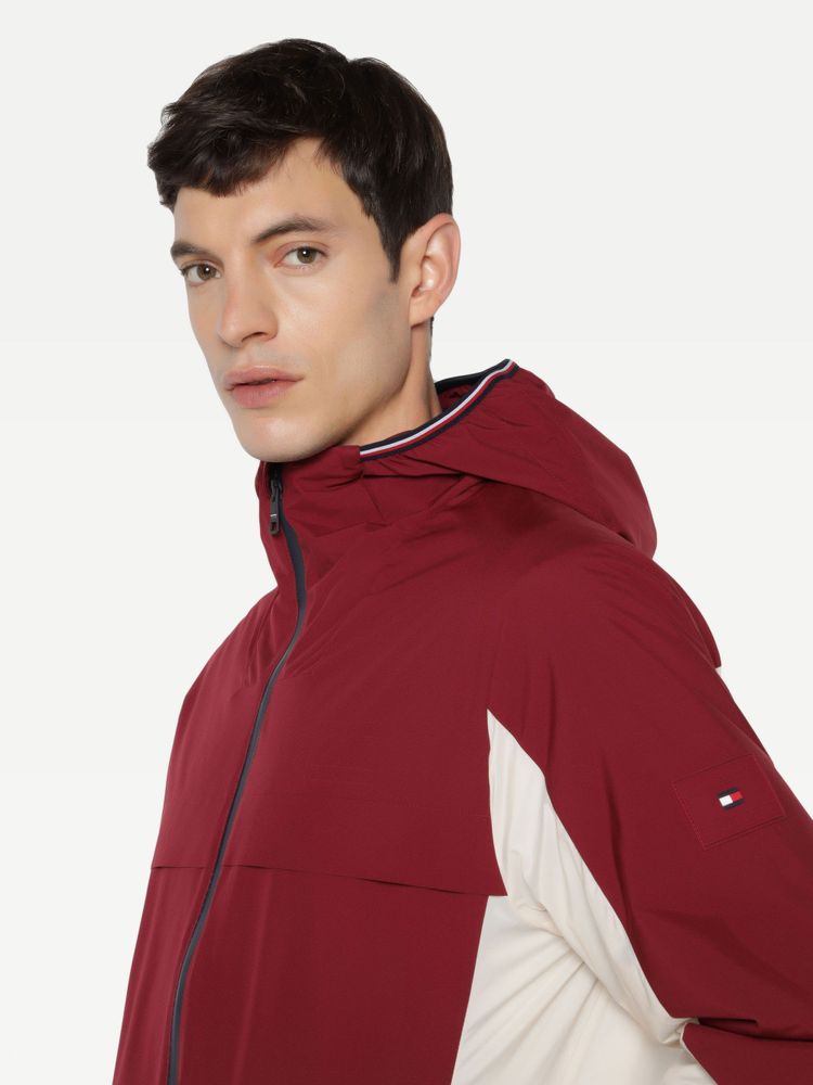 Chamarra roja tommy online hilfiger hombre