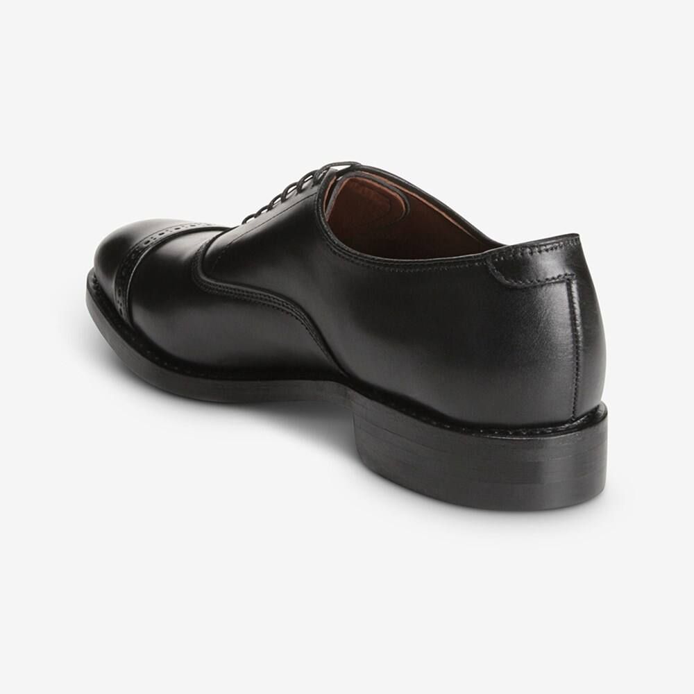 Allen Edmonds Fifth Avenue Cap Toe Oxford Dress Shoe with Dainite