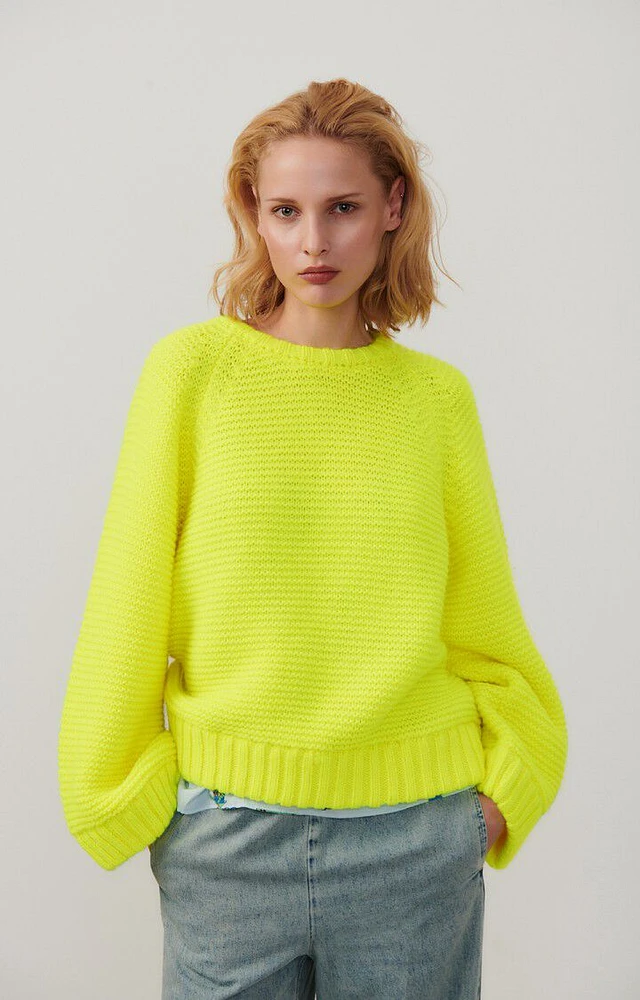Neon yellow jumper 2025
