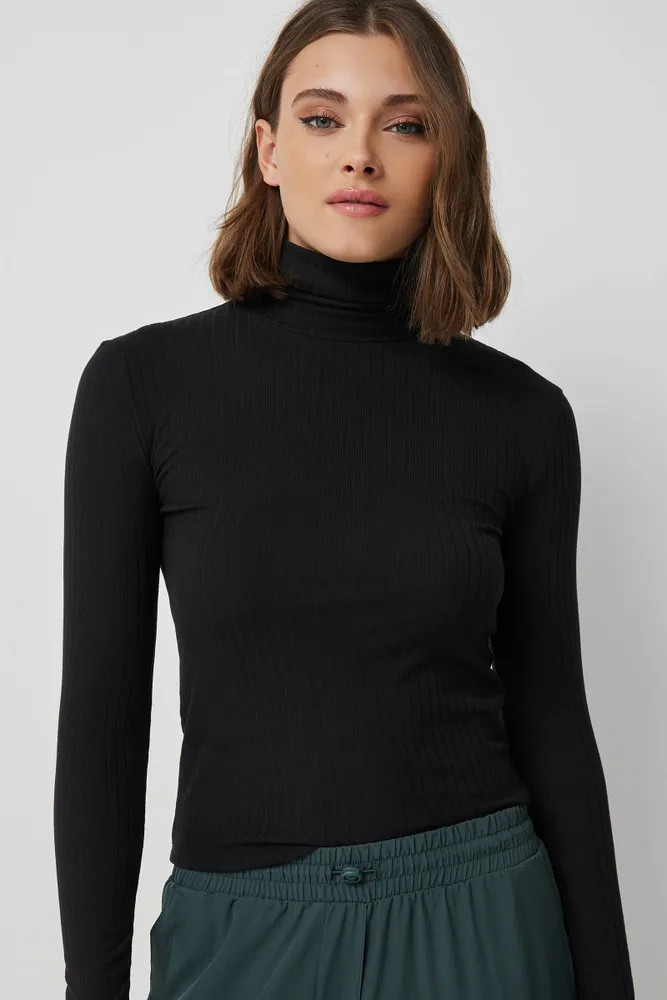 Super sale soft turtleneck
