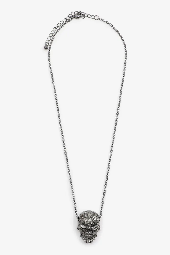 Plastic skull necklace online