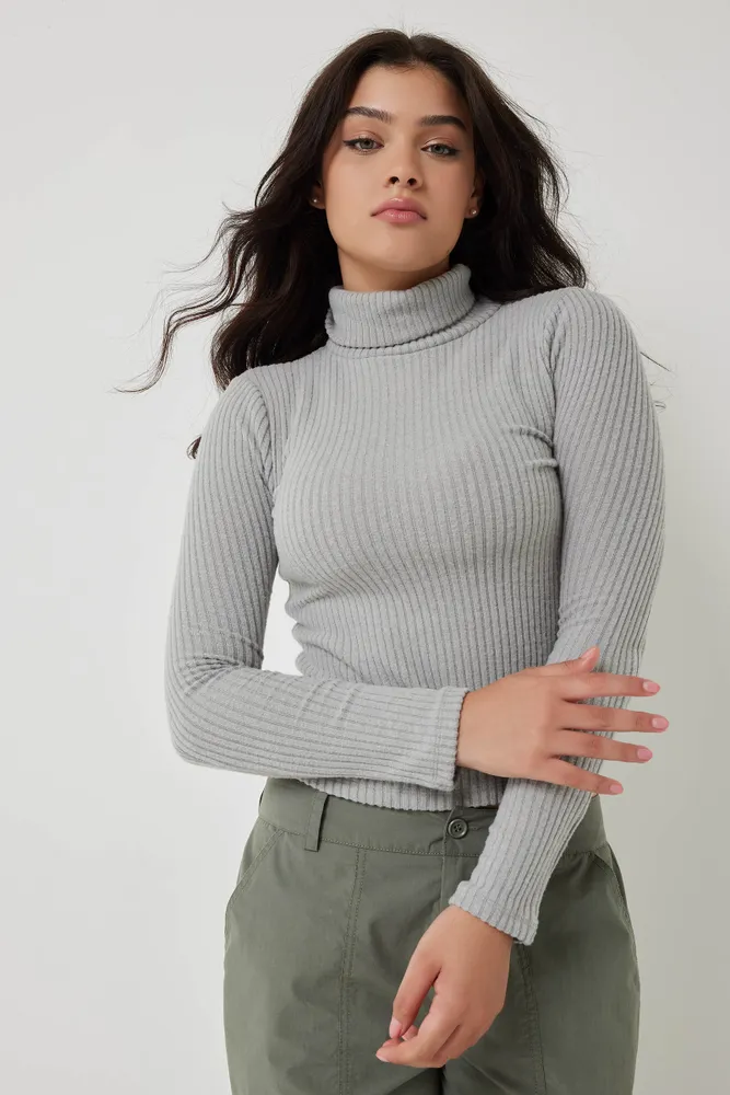 Polyester turtleneck new arrivals